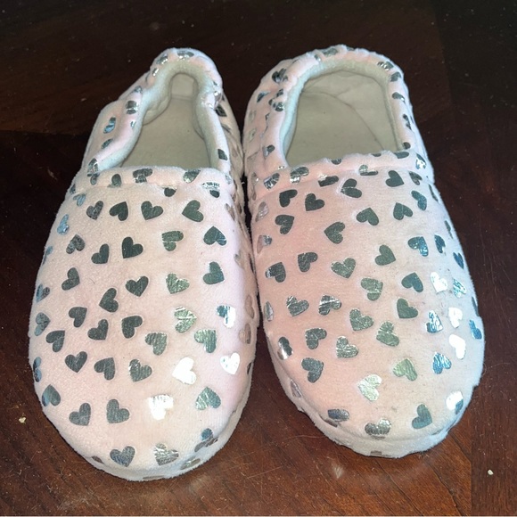 Girls Slippers size 3 - Picture 1 of 3